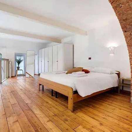 Urban Loft - Porta Romana 公寓